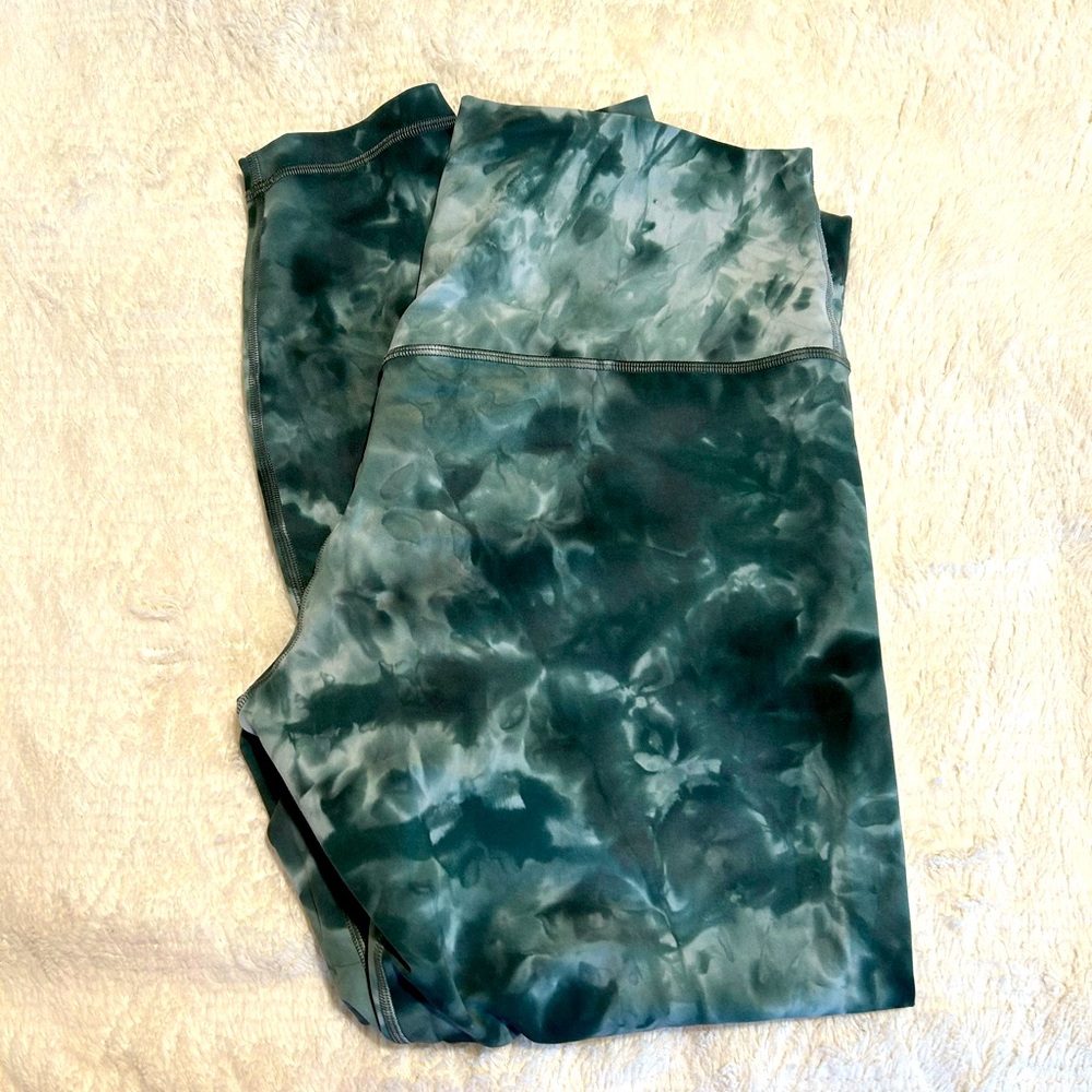 Lululemon Align special edition